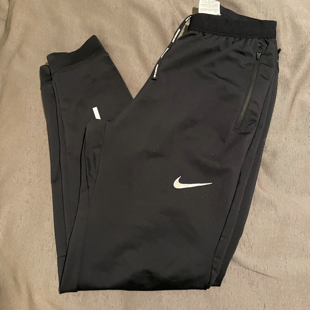 Nike Dri-Fit Men's Jogger Pants (Small)